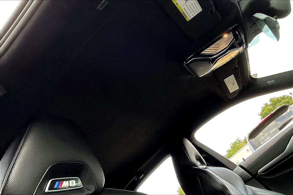 Thumbnail: 2022 BMW M8 - 22