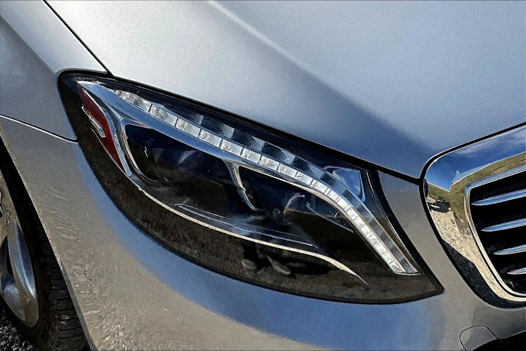 Thumbnail: 2015 Mercedes-Benz S-Class - 31