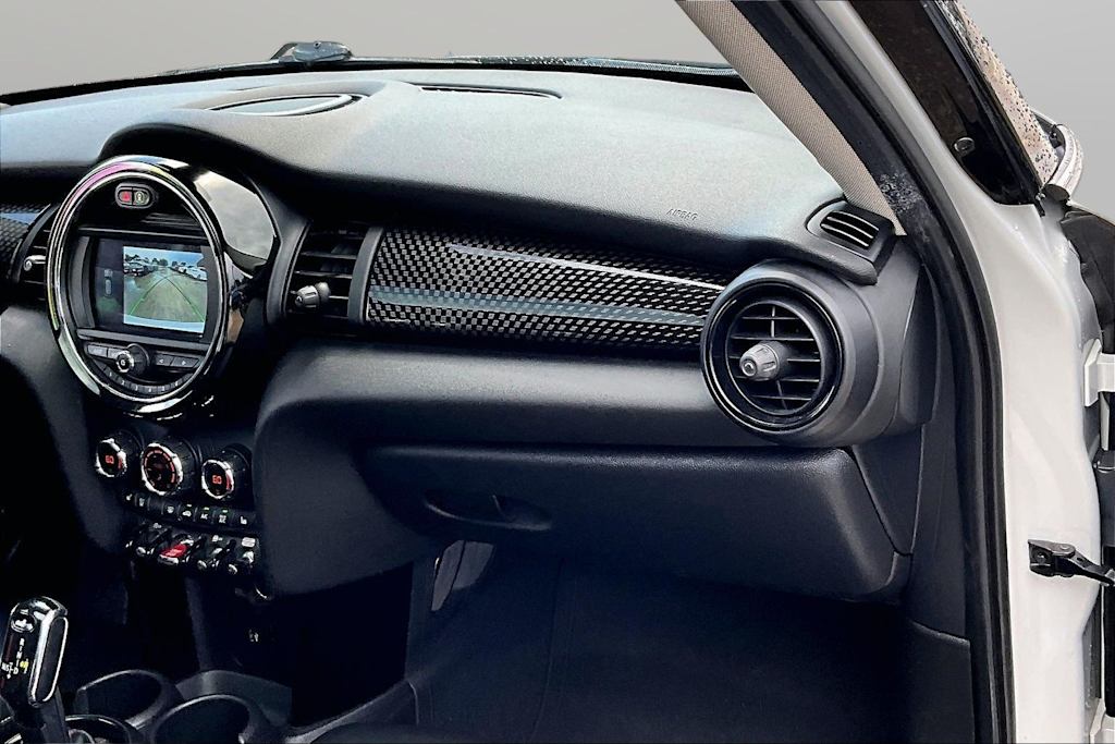 Thumbnail: 2021 MINI Cooper - 20