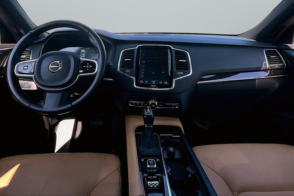 Thumbnail: 2019 Volvo XC90 - 10