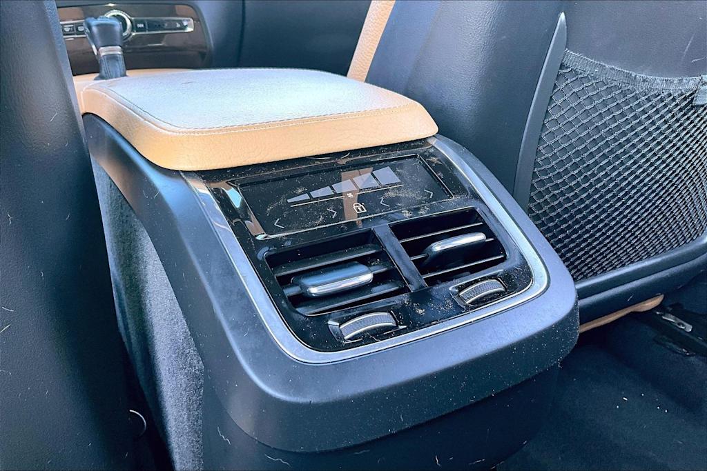 Thumbnail: 2019 Volvo XC90 - 24
