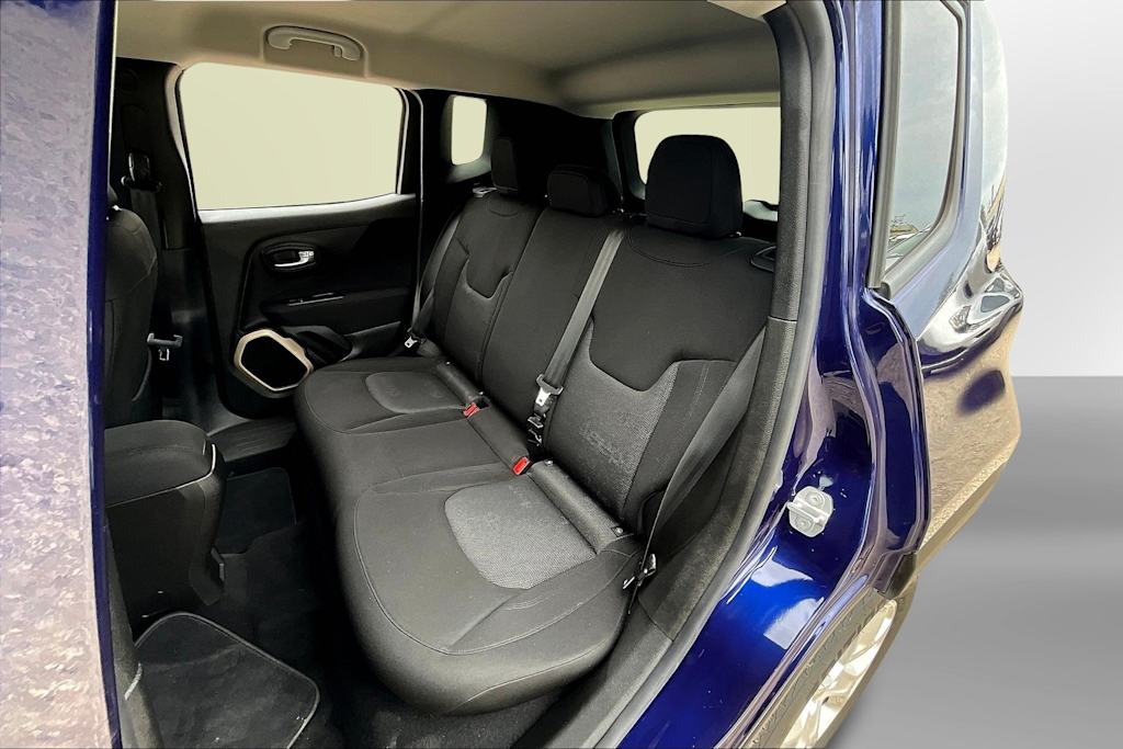 2016 Jeep Renegade Latitude 12