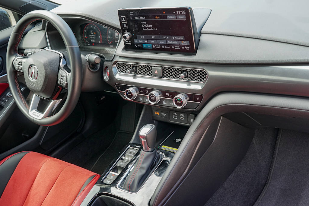 Thumbnail: 2024 Acura Integra - 10