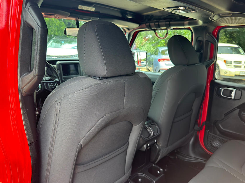 Thumbnail: 2020 Jeep Wrangler - 30