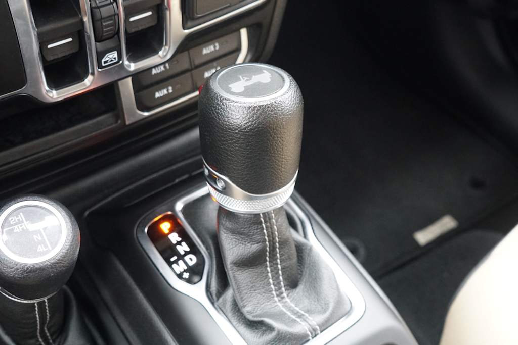 Thumbnail: 2022 Jeep Wrangler - 13