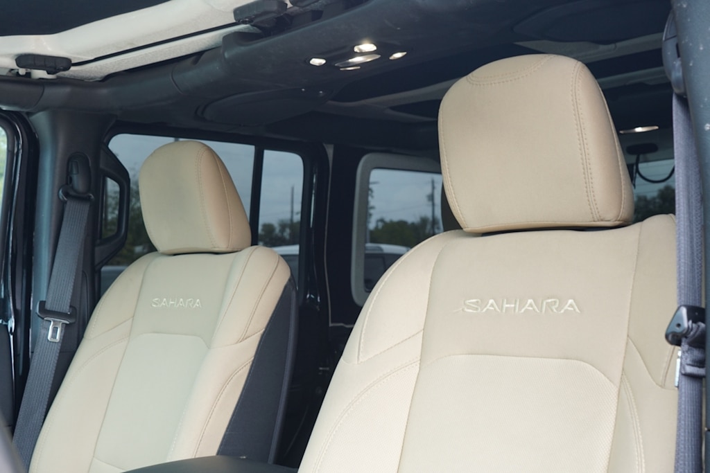 Thumbnail: 2022 Jeep Wrangler - 8