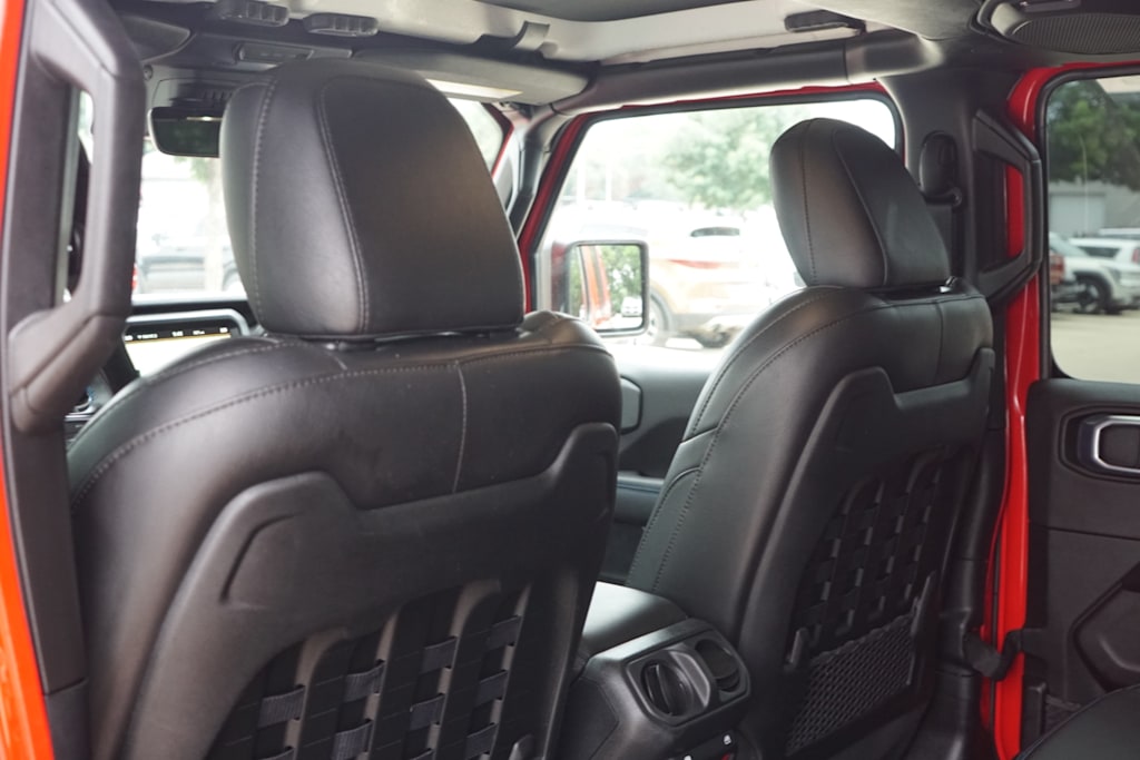 Thumbnail: 2021 Jeep Wrangler - 24