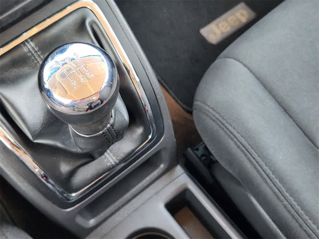 Thumbnail: 2014 Jeep Patriot - 14