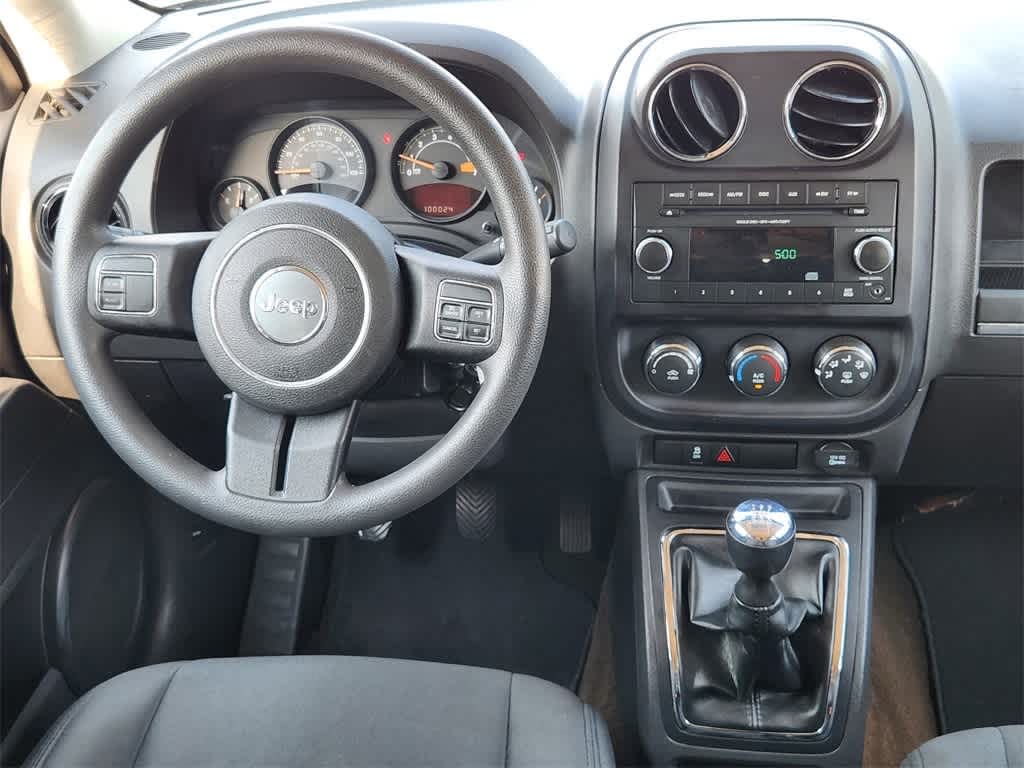 Thumbnail: 2014 Jeep Patriot - 12