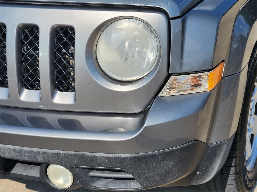 Thumbnail: 2014 Jeep Patriot - 21