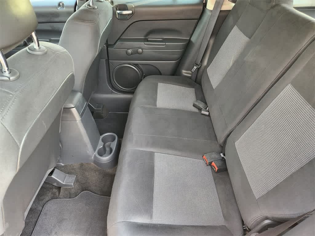 Thumbnail: 2014 Jeep Patriot - 11