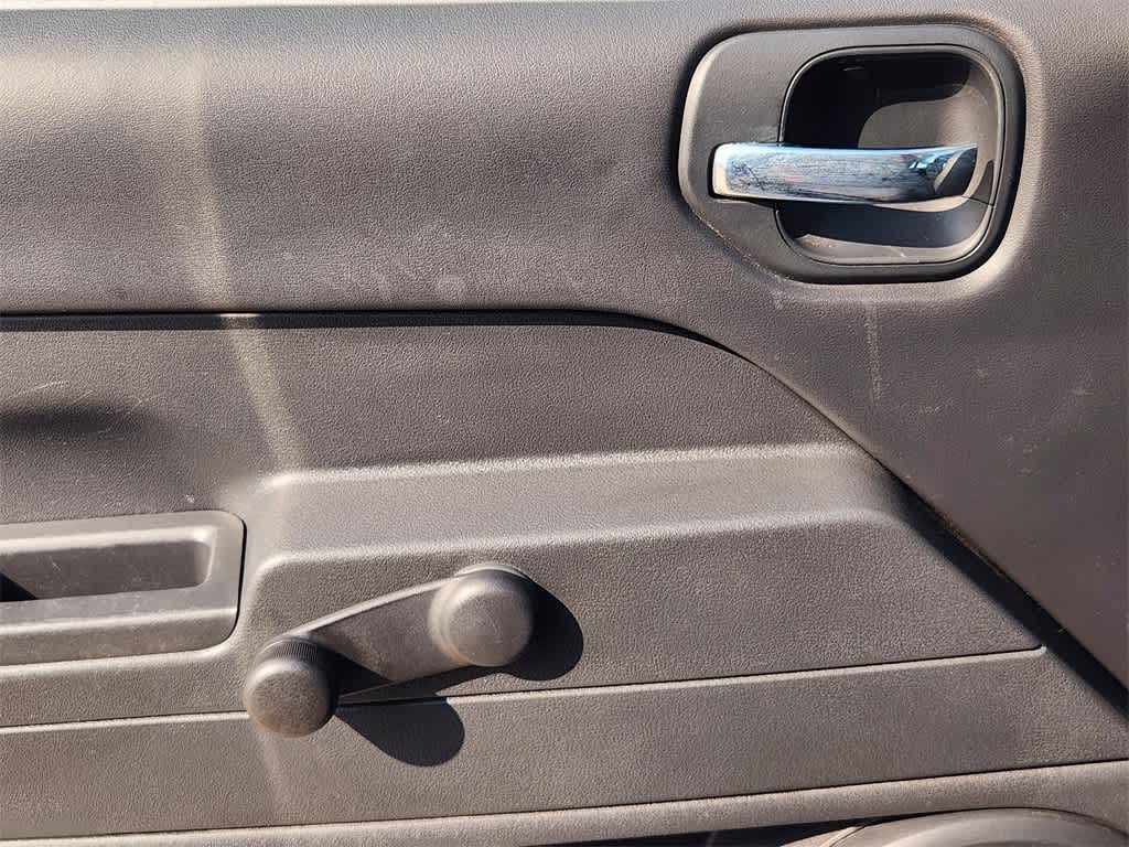 Thumbnail: 2014 Jeep Patriot - 28