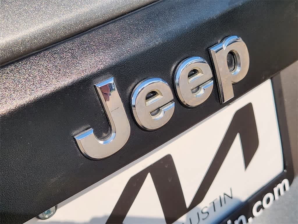 Thumbnail: 2014 Jeep Patriot - 23
