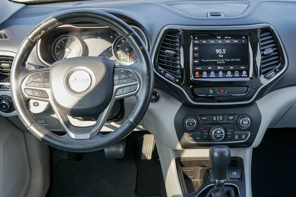 Thumbnail: 2020 Jeep Cherokee - 6