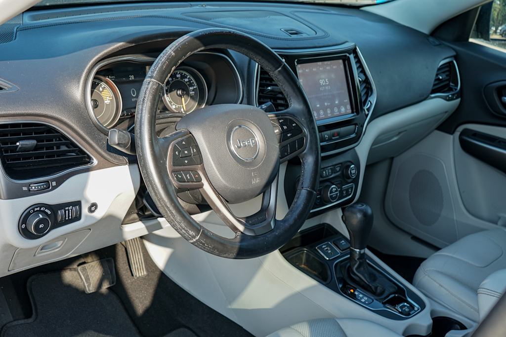 Thumbnail: 2020 Jeep Cherokee - 2