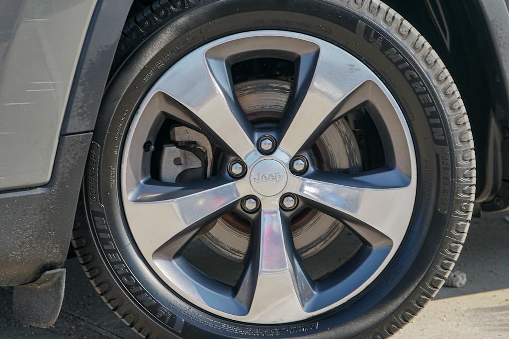 Thumbnail: 2020 Jeep Cherokee - 5