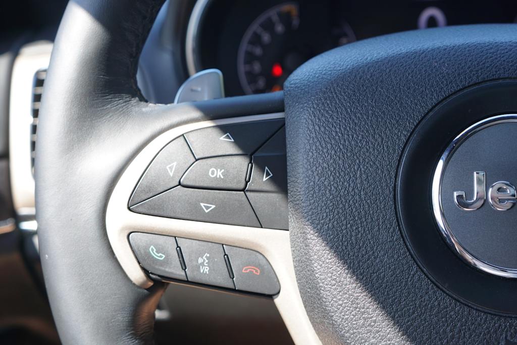 Thumbnail: 2015 Jeep Grand Cherokee - 19