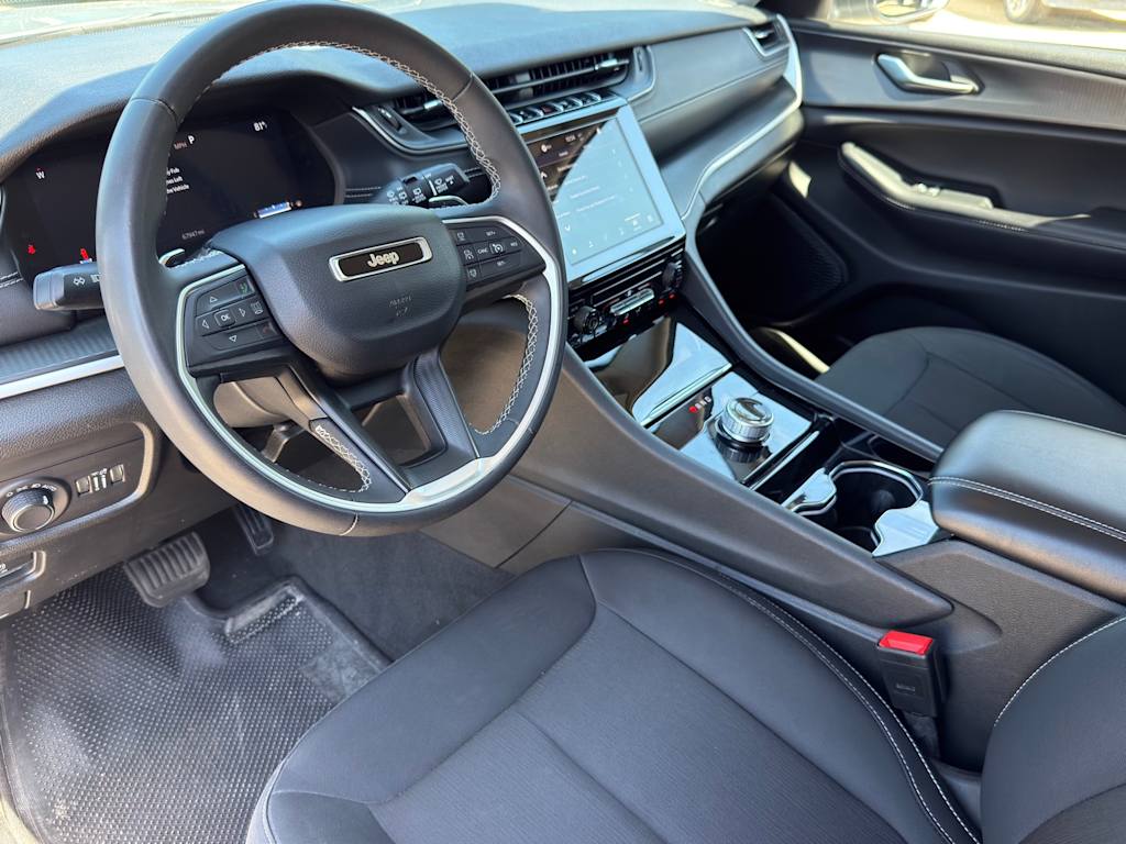 Thumbnail: 2023 Jeep Grand Cherokee - 2