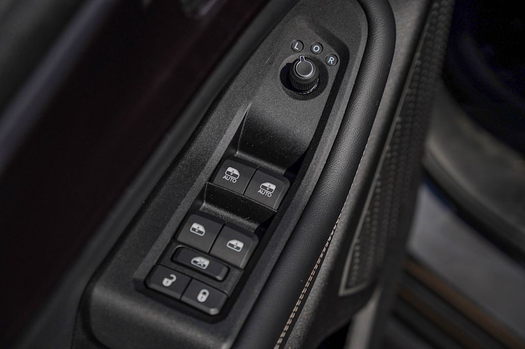 Thumbnail: 2022 Jeep Grand Cherokee L - 27