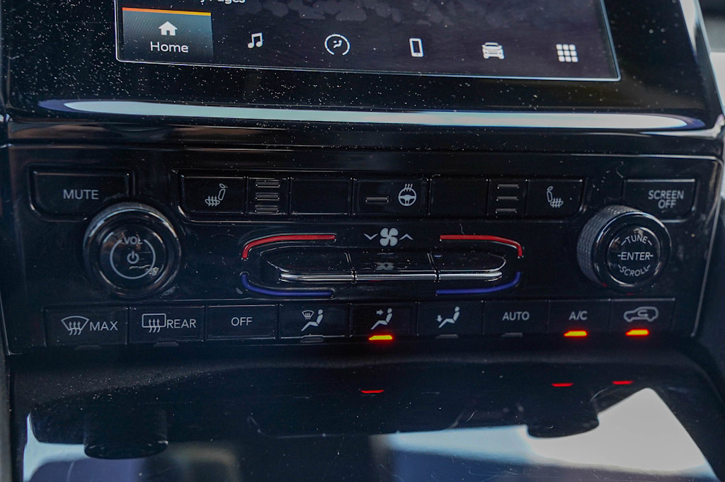 Thumbnail: 2022 Jeep Grand Cherokee L - 23