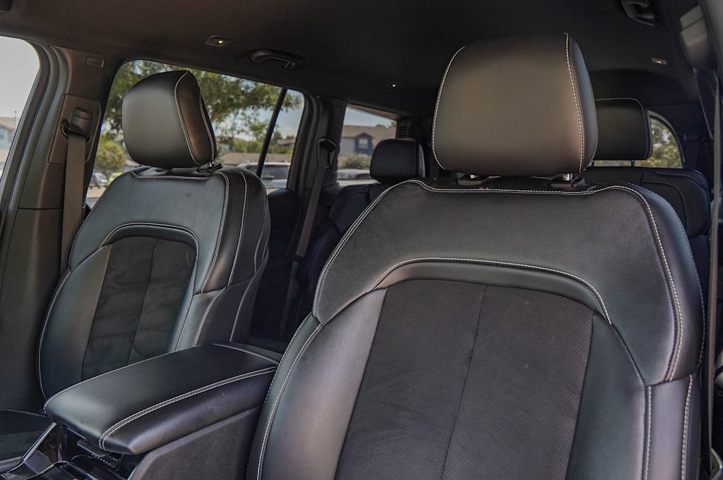 Thumbnail: 2022 Jeep Grand Cherokee L - 8