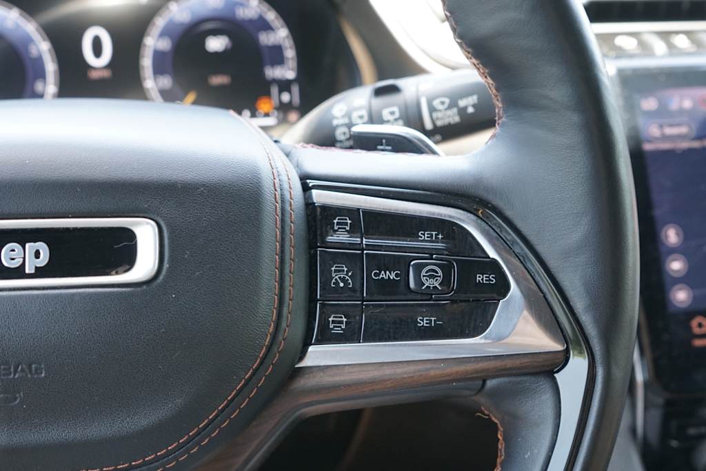 Thumbnail: 2021 Jeep Grand Cherokee L - 20