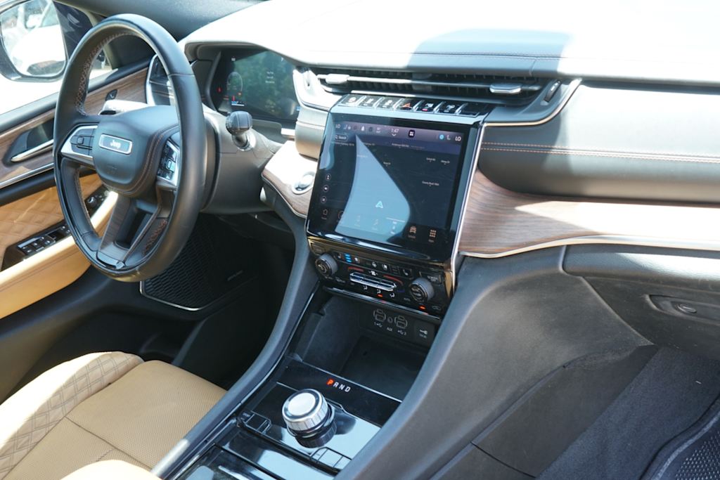 Thumbnail: 2021 Jeep Grand Cherokee L - 11