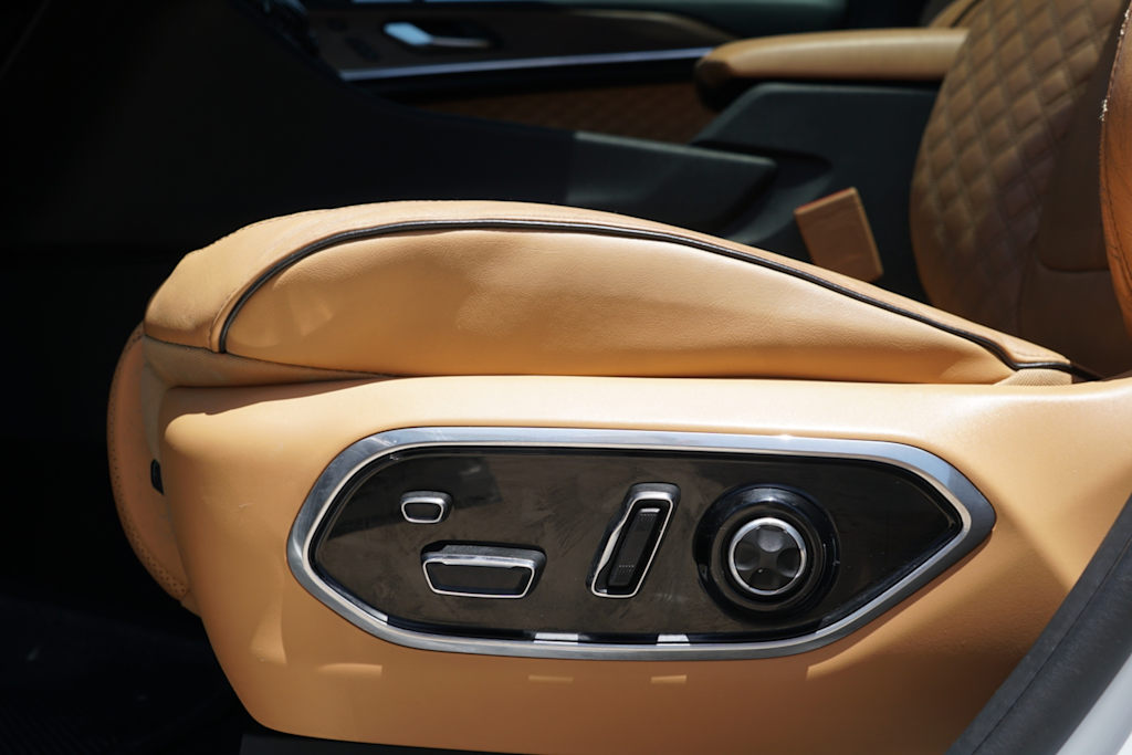 Thumbnail: 2021 Jeep Grand Cherokee L - 24