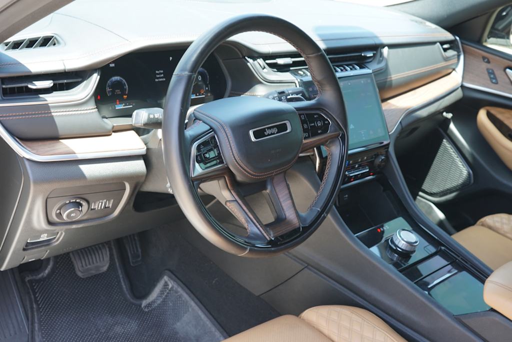 Thumbnail: 2021 Jeep Grand Cherokee L - 2