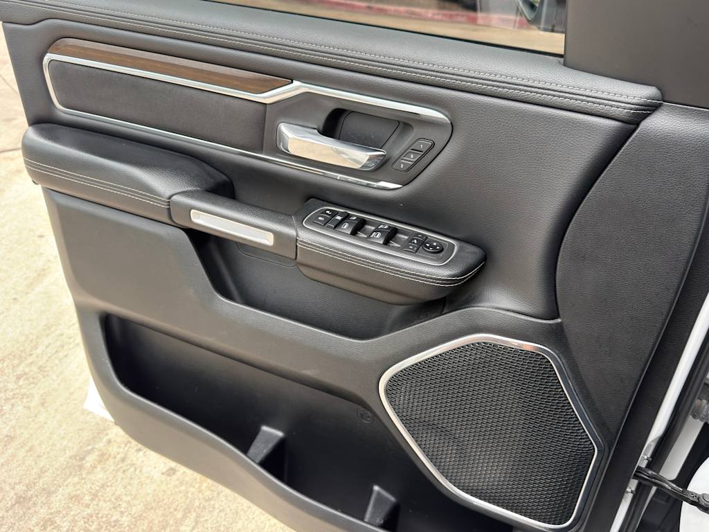 Thumbnail: 2021 RAM 1500 - 21