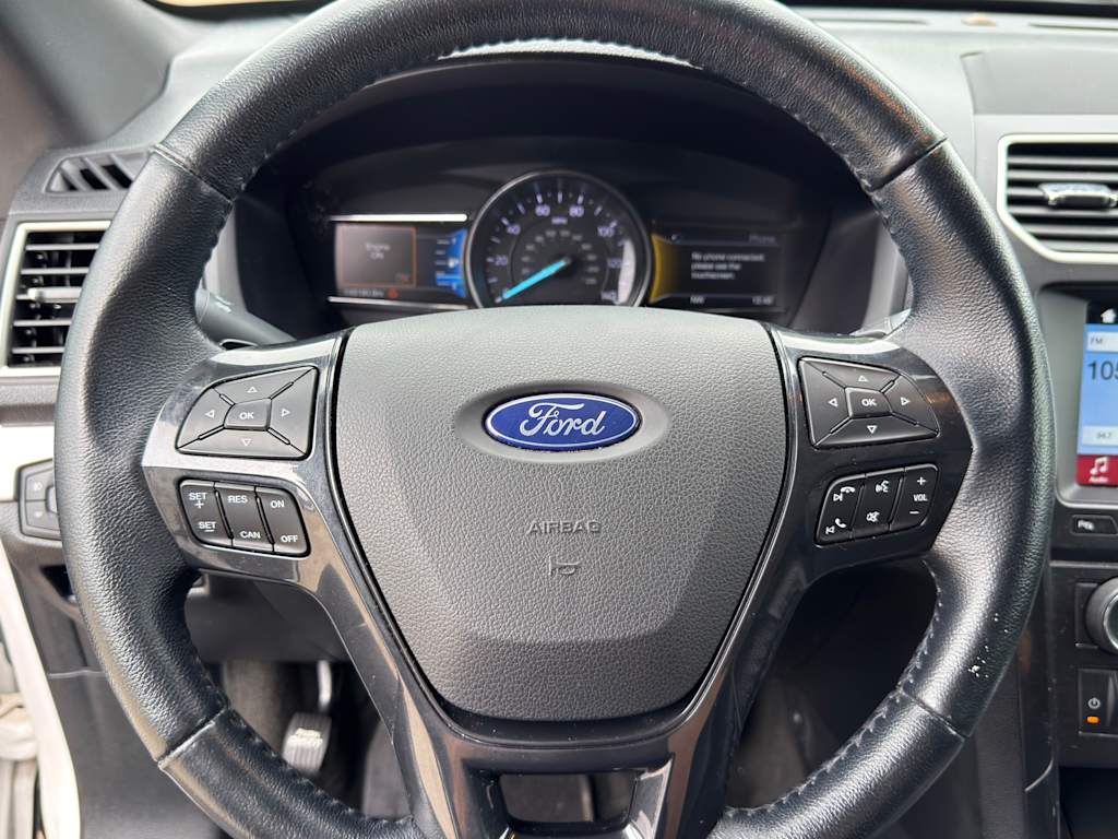 Thumbnail: 2017 Ford Explorer - 8
