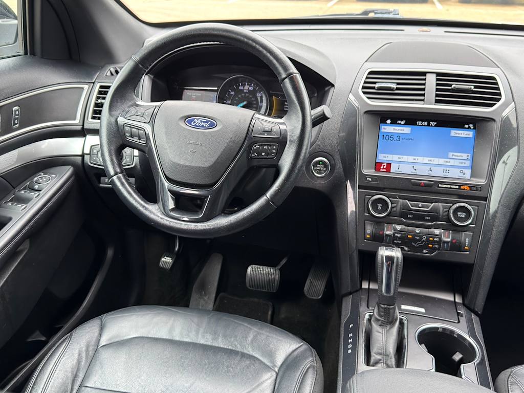 Thumbnail: 2017 Ford Explorer - 13