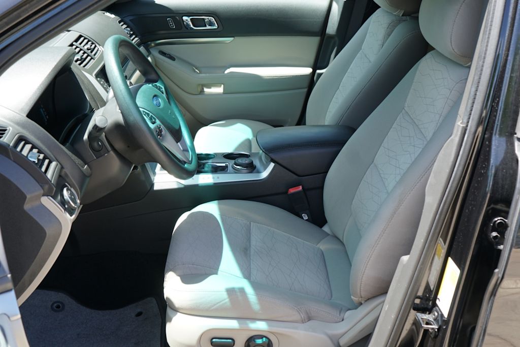 Thumbnail: 2013 Ford Explorer - 7
