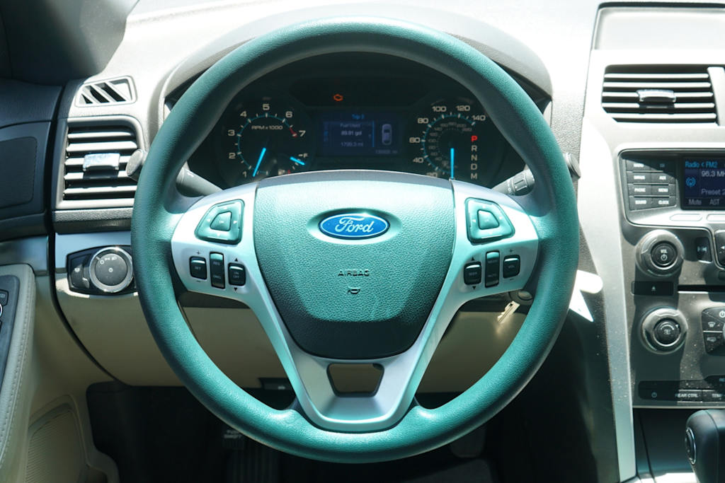 Thumbnail: 2013 Ford Explorer - 10