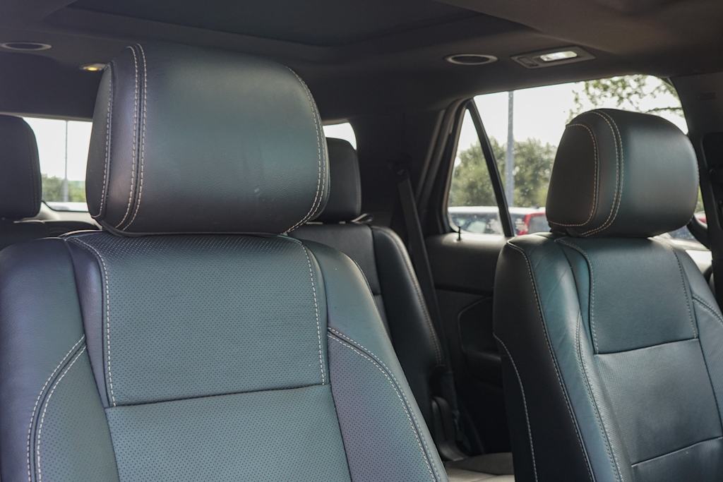 Thumbnail: 2015 Ford Explorer - 26