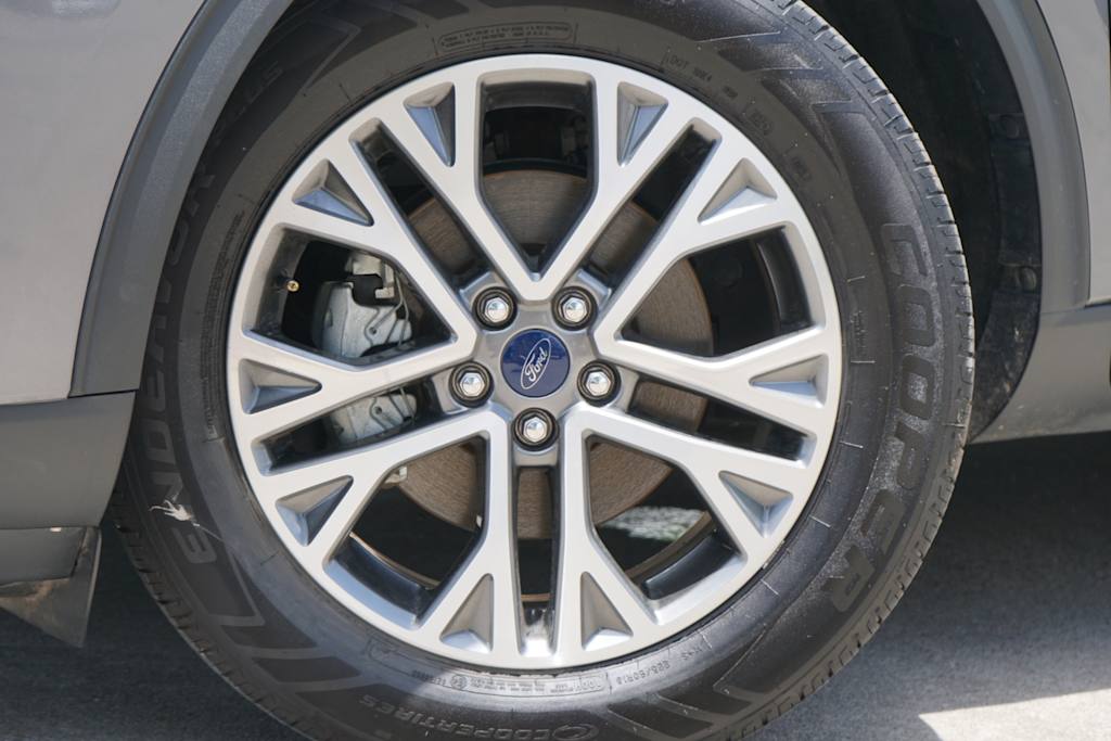 Thumbnail: 2022 Ford Escape - 5
