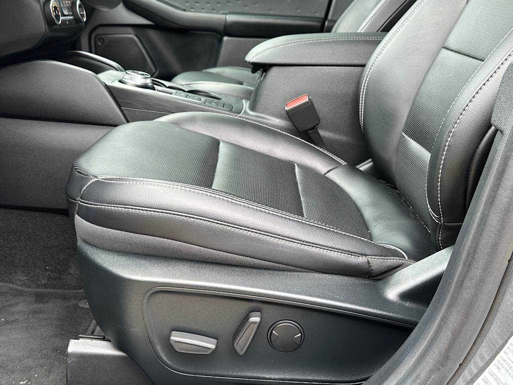 Thumbnail: 2020 Ford Escape - 24