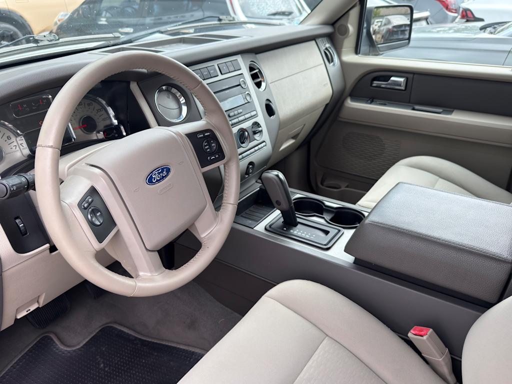 Thumbnail: 2010 Ford Expedition - 2
