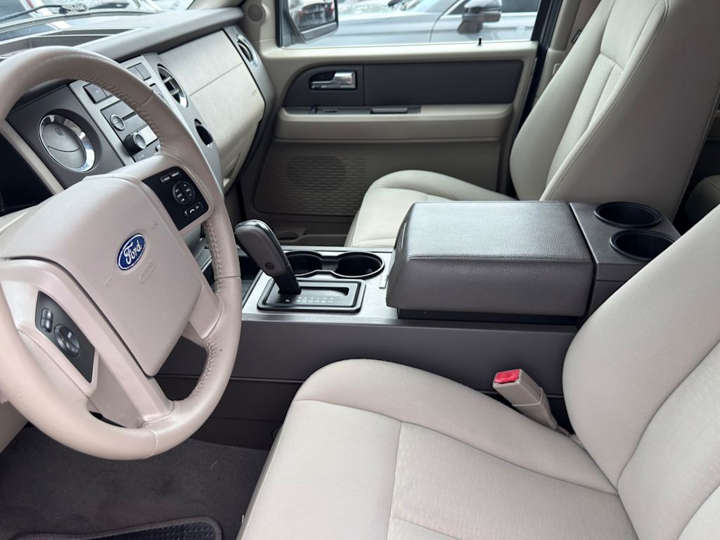 Thumbnail: 2010 Ford Expedition - 9