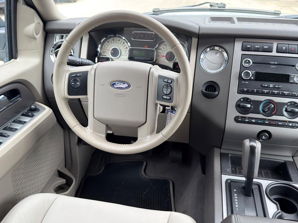 Thumbnail: 2010 Ford Expedition - 12