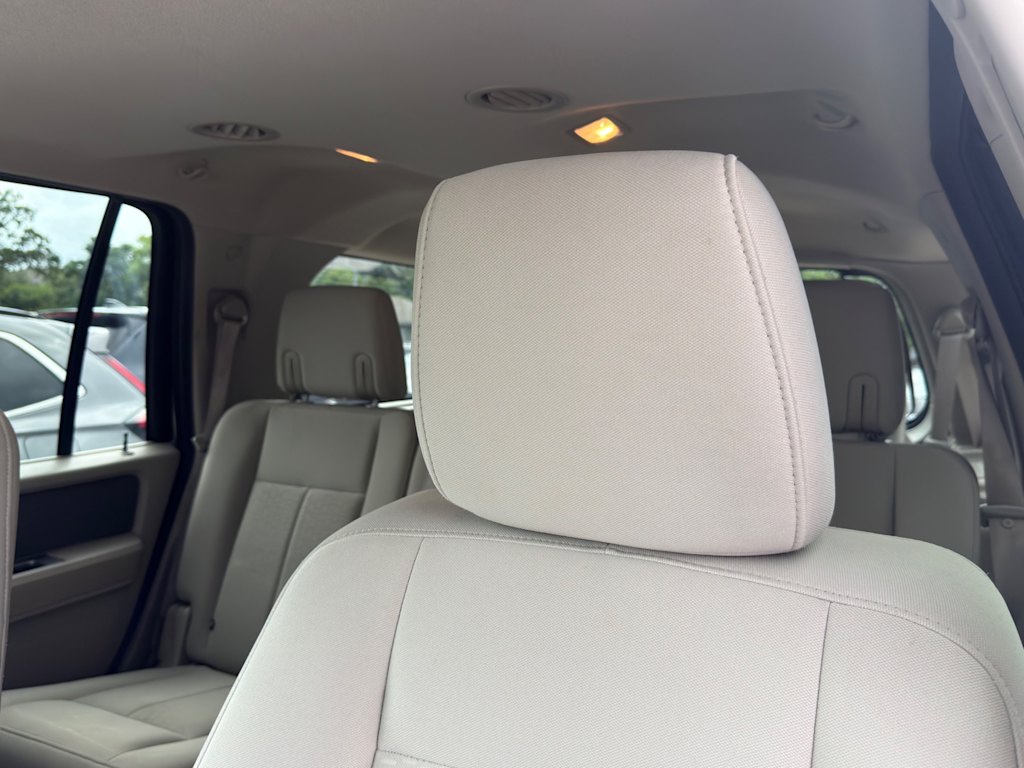 Thumbnail: 2010 Ford Expedition - 10