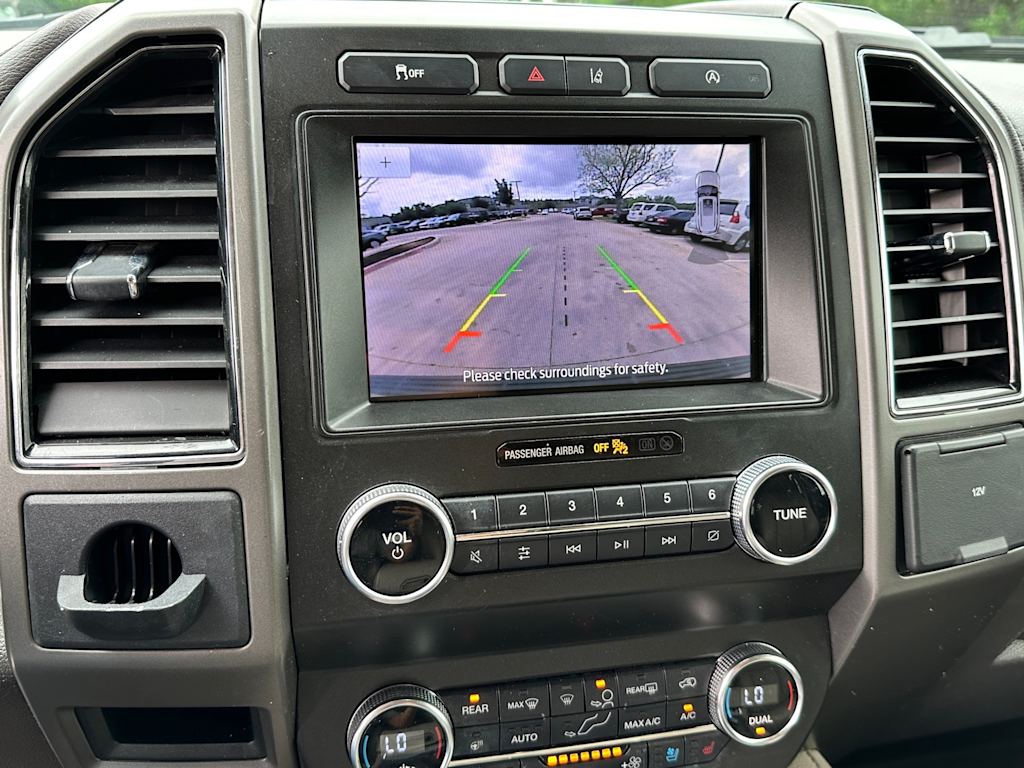 Thumbnail: 2020 Ford Expedition - 21