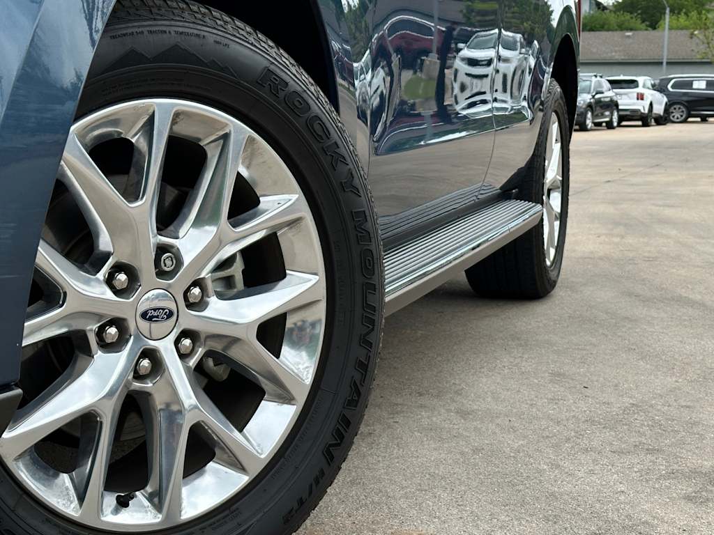 Thumbnail: 2020 Ford Expedition - 5