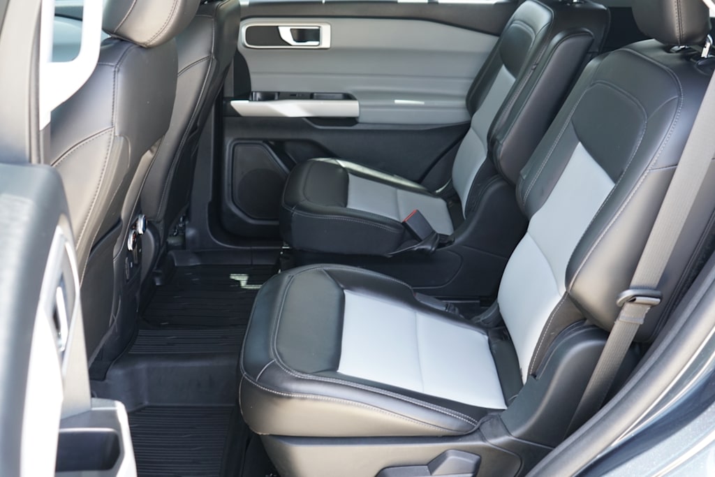 Thumbnail: 2022 Ford Explorer - 9