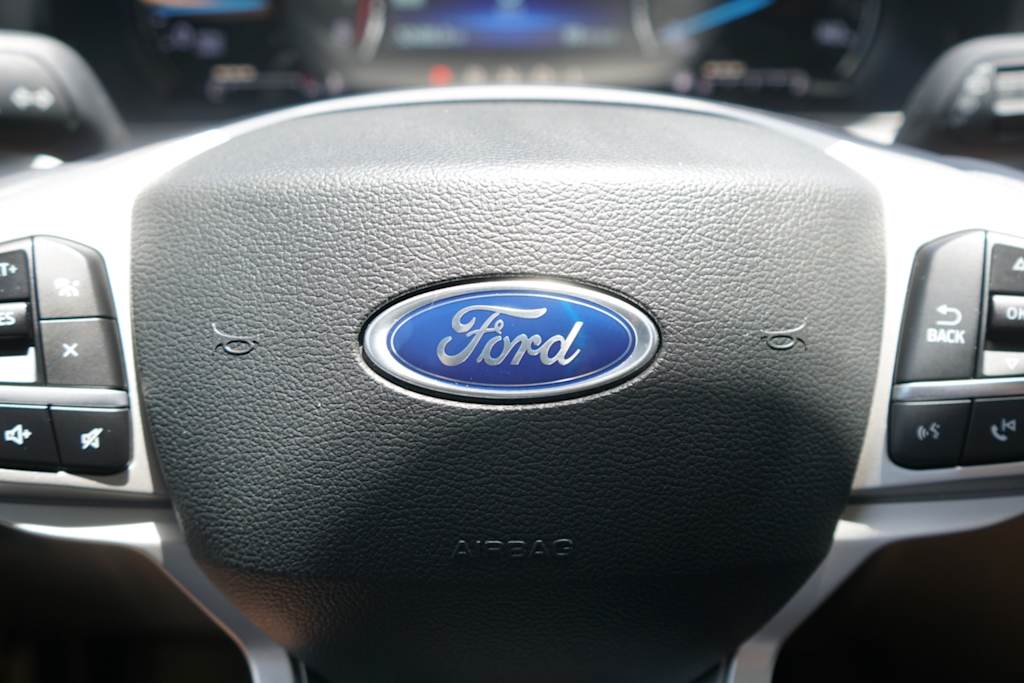Thumbnail: 2022 Ford Explorer - 17