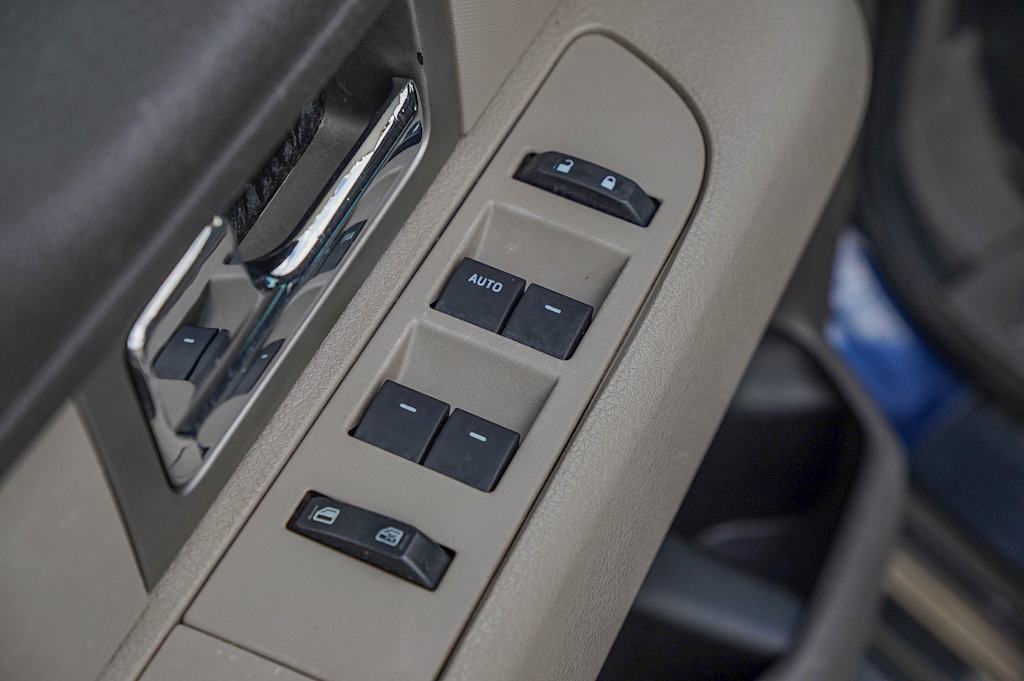 Thumbnail: 2010 Ford F-150 - 24