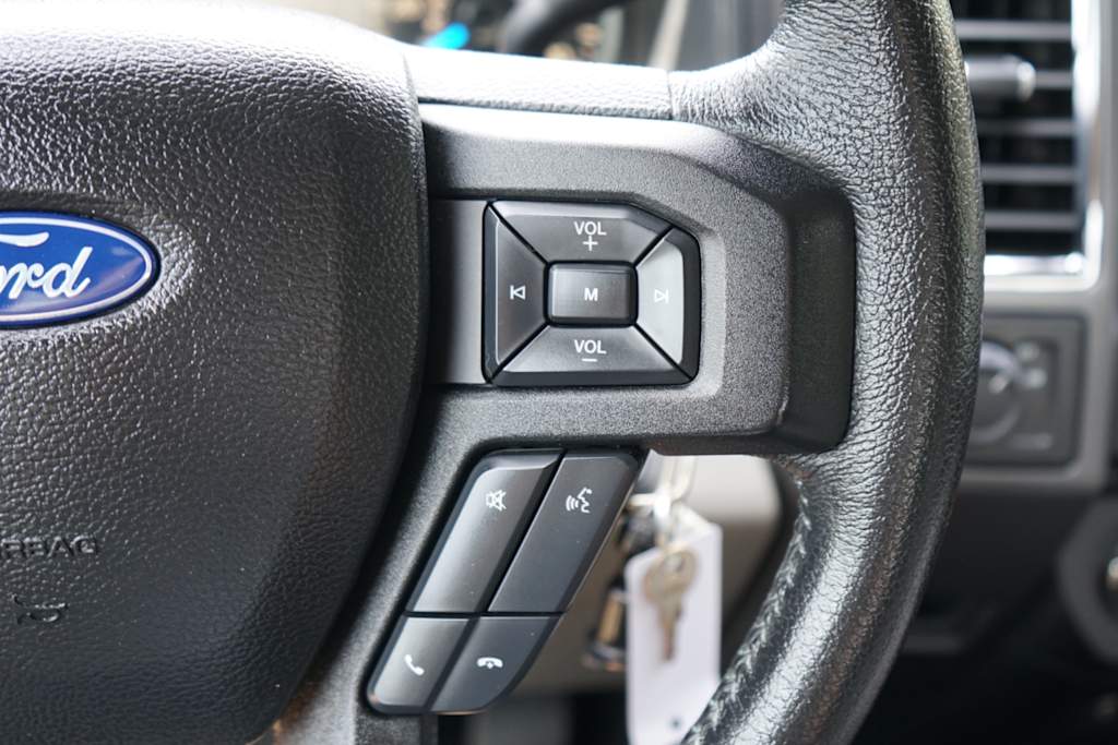 Thumbnail: 2015 Ford F-150 - 19