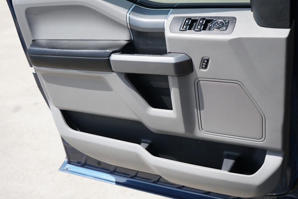 Thumbnail: 2015 Ford F-150 - 21