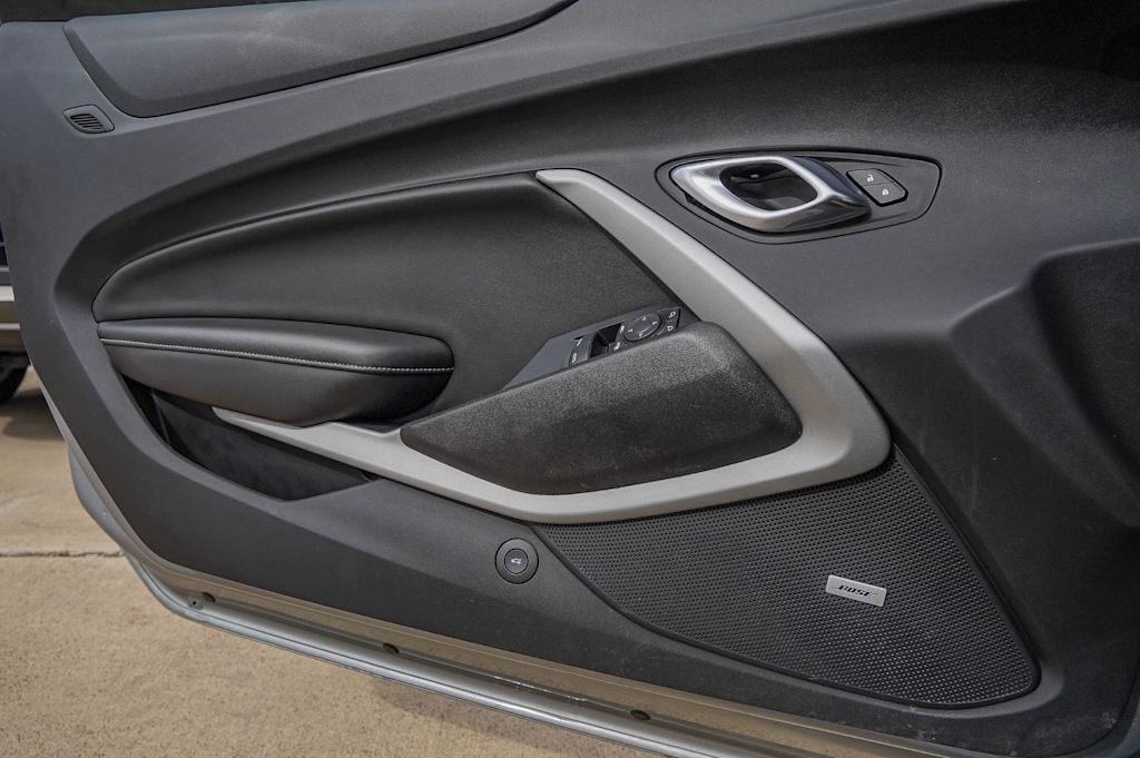 Thumbnail: 2023 Chevrolet Camaro - 27