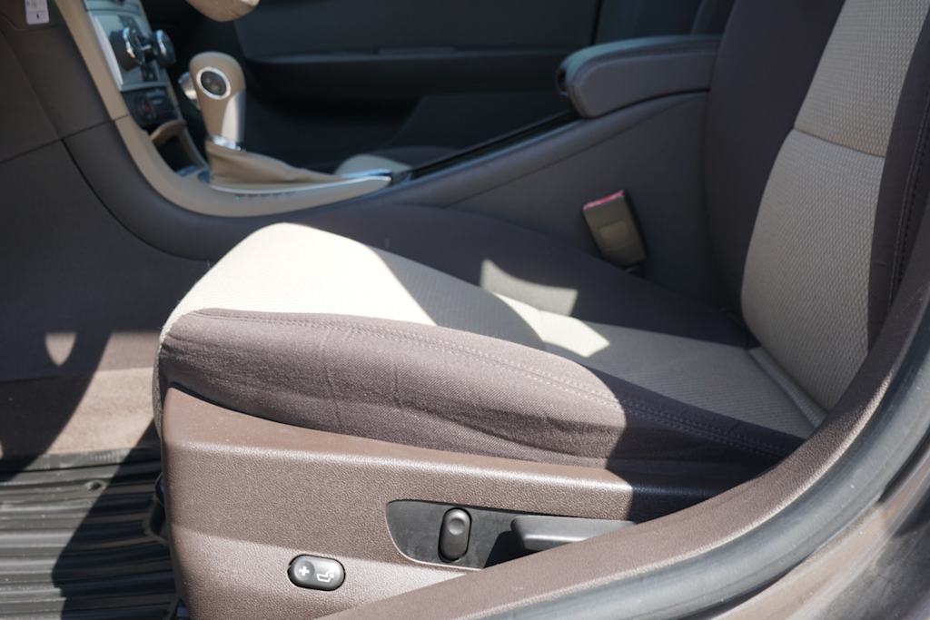Thumbnail: 2012 Chevrolet Malibu - 21